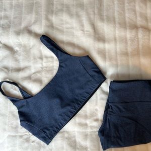 Outdoor Voices blue set